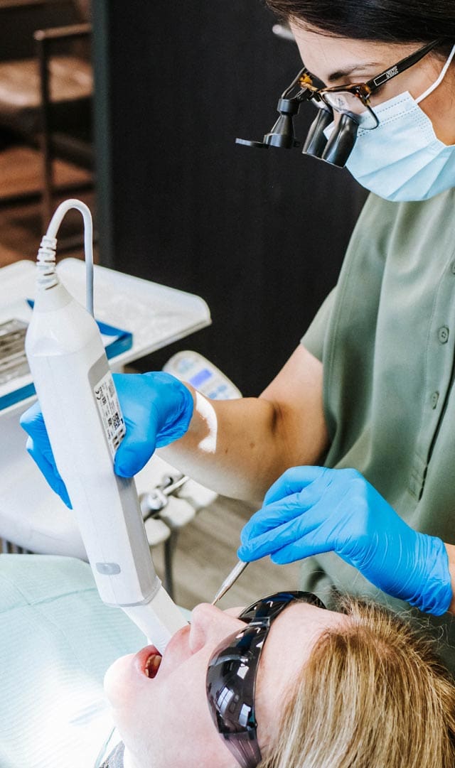 Geans Clinic - Chipped Teeth Concern Details